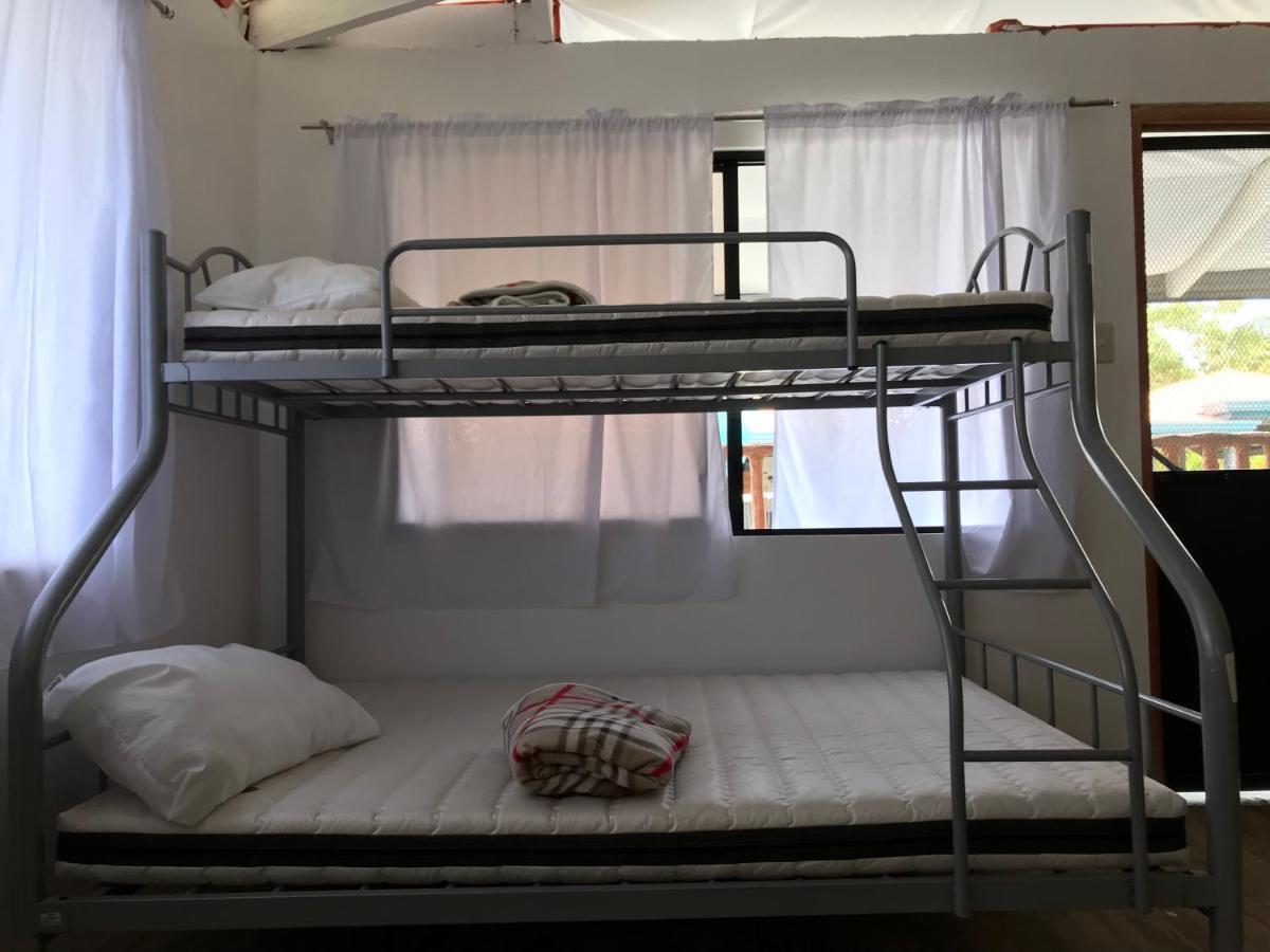 Hostel Lions Mambajao Esterno foto