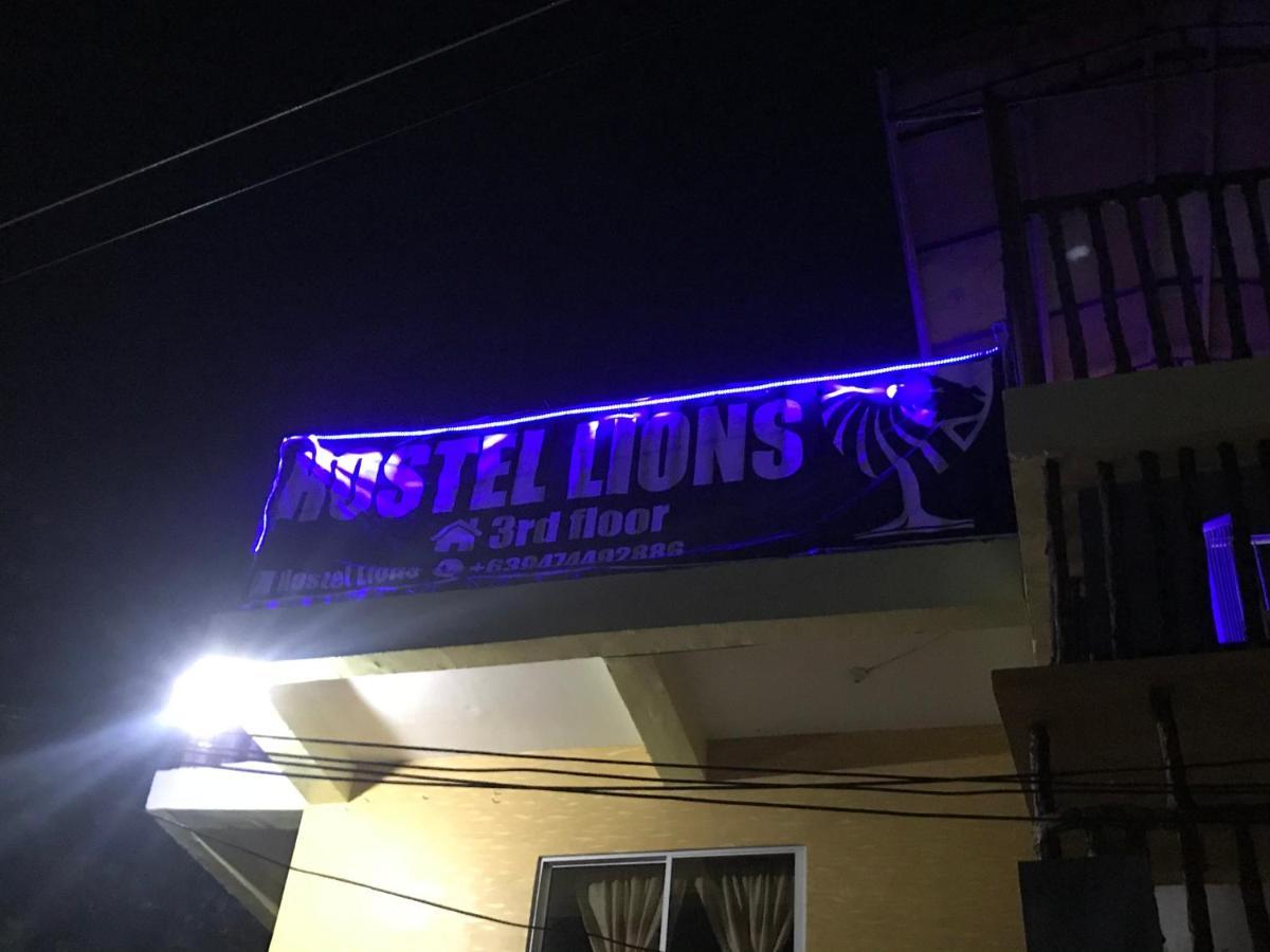 Hostel Lions Mambajao Esterno foto